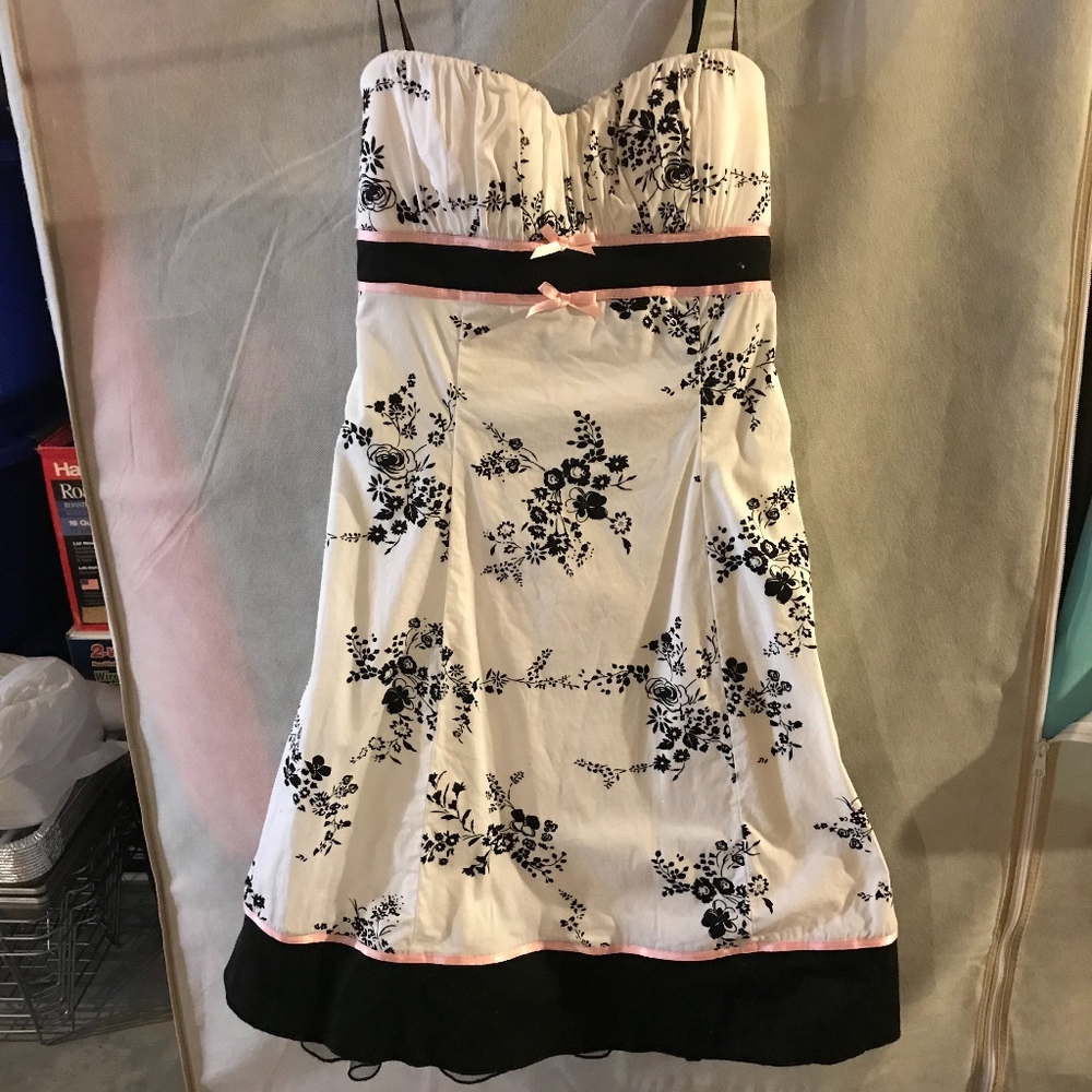 Adorable little Black and white Dress
